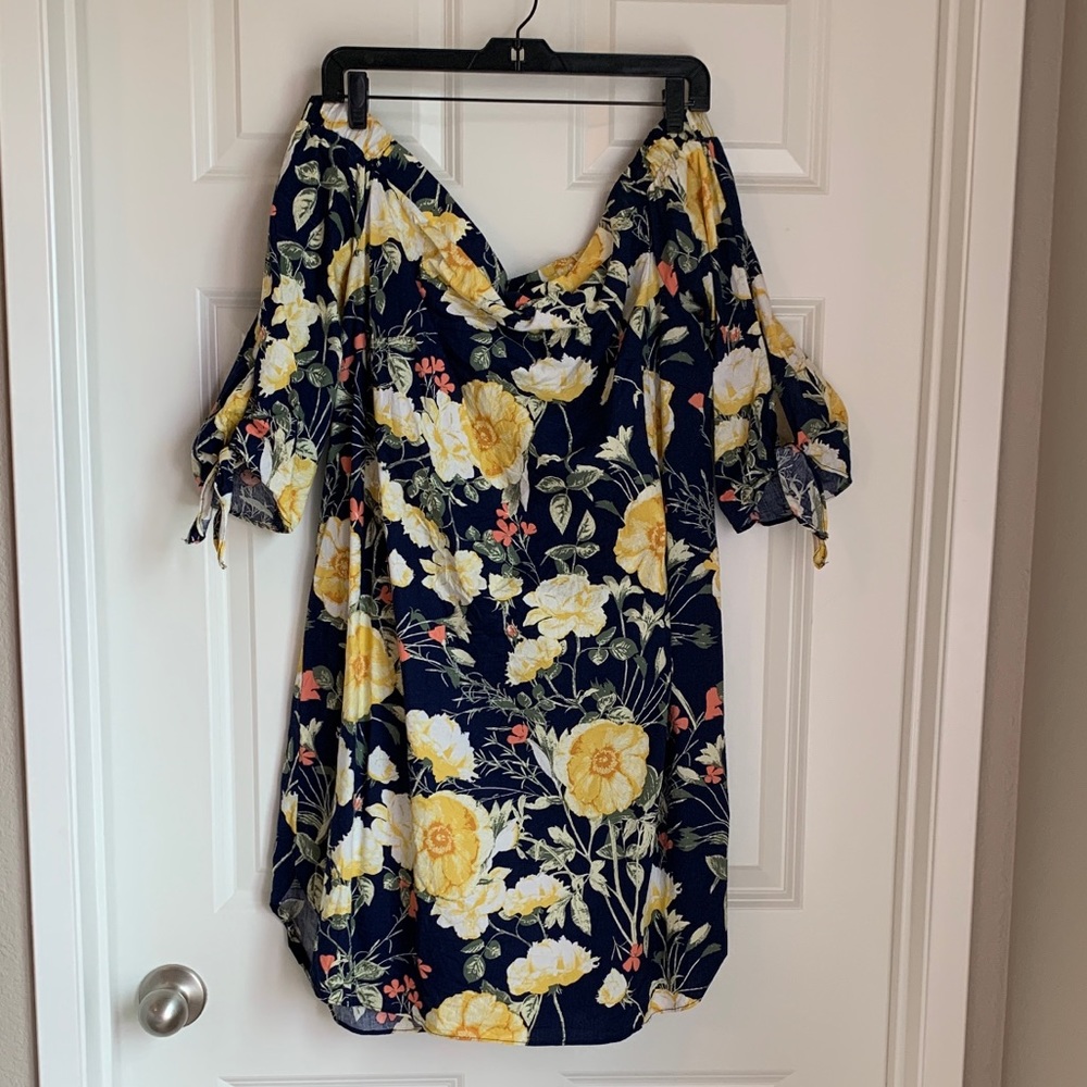 Off the Shoulder Shift Dress